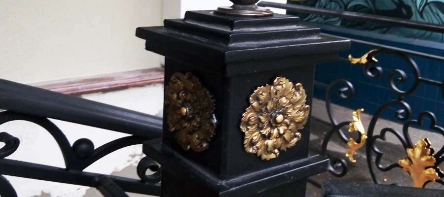 Стойка ограждения