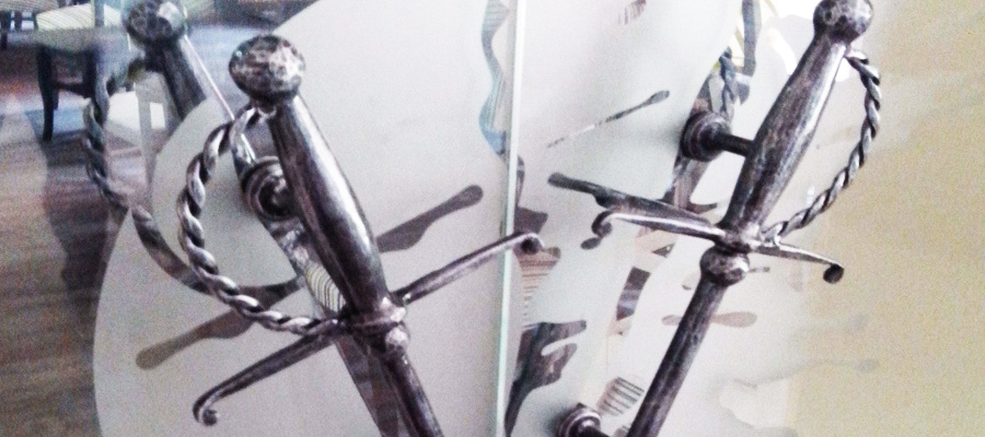 Кованые мечи